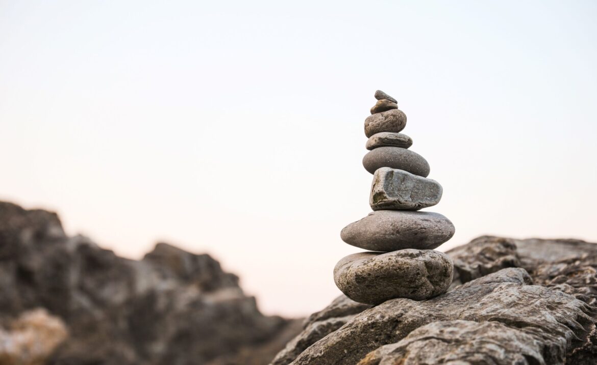 Balancing rocks symbolizing the calmness and strength of the Balanced Speaker